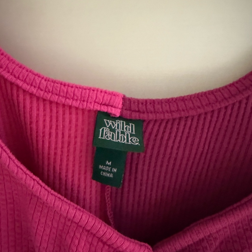Two Tone Pink Ribbed Crop Top - Picture 3 of 3